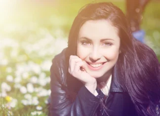 10 caracteristici ale oamenilor interesanți… și cum să fii în pași simpli