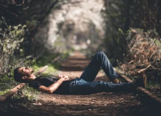 13 povești scurte înainte de culcare (pentru copii și adulți)