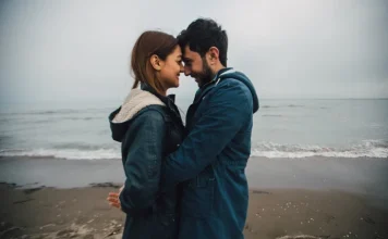 5 tipuri de femei pe care fiecare bărbat moare pentru a le avea alături