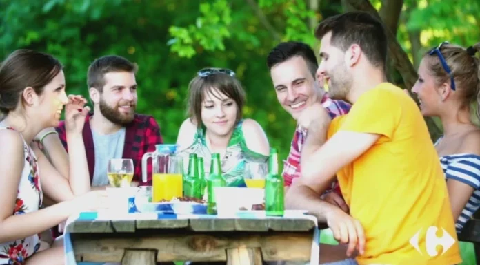 58 de întrebări incomode care vă vor face să vă distrați.