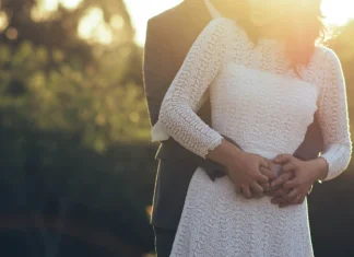 7 motive pentru care bărbații iubesc femeile complicate.