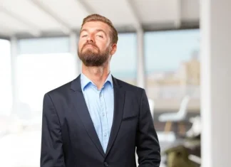 9 răspunsuri grozave la tratarea cu oameni aroganți