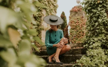 Ai un cocktail? Vă oferim 6 sfaturi despre cum să nu vă îmbrăcați