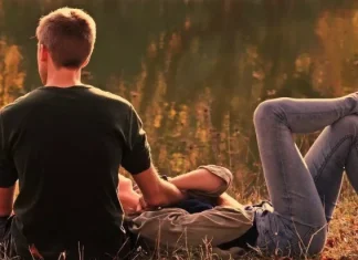 Avantajele și dezavantajele utilizării jucăriilor sexuale în cuplu