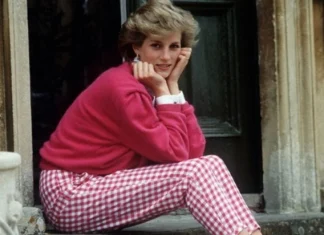 Book dezvăluie că Lady Di s-a aruncat pe niște scări când era însărcinată cu William