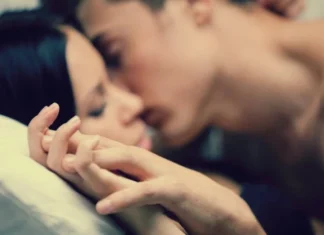 Ce fac dacă fiul meu mă prinde că sunt intim?