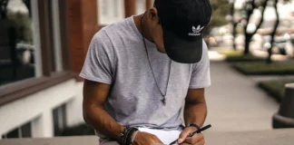 Cei mai cunoscuți 10 poeți latino-americani (secolul XX și actual)