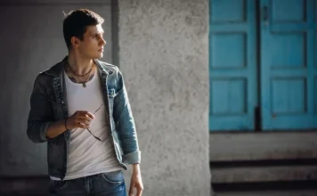 Cele 10 realități care se ascund în spatele single-urilor pretențioase