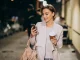 Când îți trimite mesaje WhatsApp tăiate, răspunzi inteligent