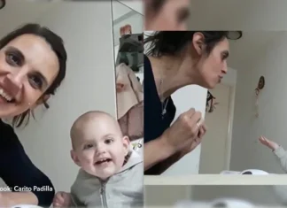 Conversația hilară dintre un bebeluș și mama ei care a făcut deja înconjurul lumii