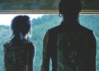 Cum sunt emos, ce haine poartă și ce muzică ascultă?