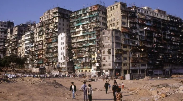 Kowloon: cel mai dens oraș din istorie