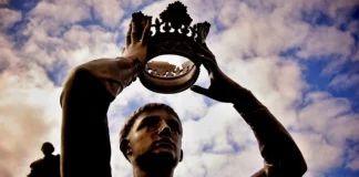 Monarhia absolută: ce este și 4 exemple de țări