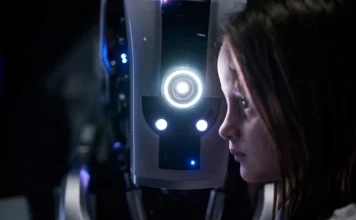Netflix revine la science-fiction cu „I am Mother”