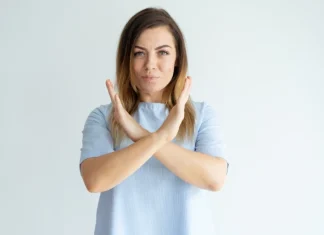 Nici să nu te gândești să fii „celălalt”: VALEȚI MULT