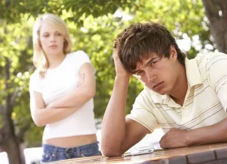 Nu, nu și-a uitat fostul și acestea sunt semnele