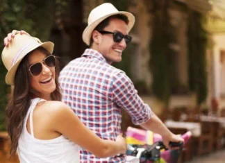 Potrivit unui studiu, distribuirea fotografiilor partenerului tău în rețele dezvăluie o latură întunecată a personalității tale.