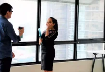 Sex la birou: avantaje și dezavantaje