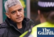 Aproape doua cincimi din jafurile din Londra anul trecut au fost pentru telefoane mobile