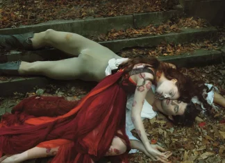 Indragostita, uneori trebuie doar sa aduci drama