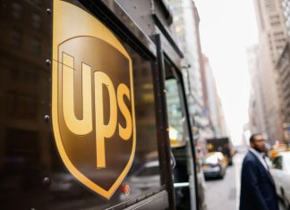 UPS spune ca profitul sau va scadea dupa ce va ajunge la o intelegere cu Teamsters