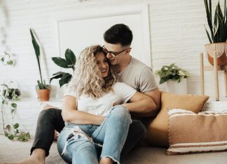 4 Definitii principale ale intimitatii si ce inseamna acestea pentru tine