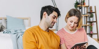 Cat de importanta este intimitatea intr-o relatie? Afla acum