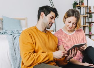 Cat de importanta este intimitatea intr-o relatie? Afla acum