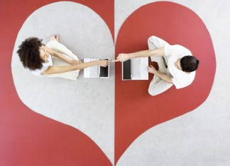 7 moduri de a-ti imbunatati relatia la distanta