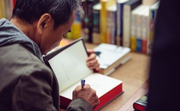 14 pasi ridicol de simpli despre cum sa scrii o carte