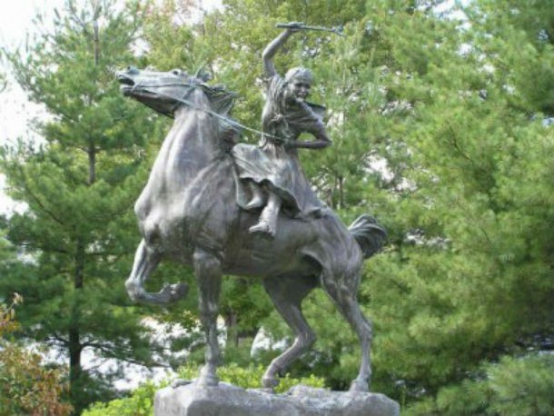 Statuia Sybil Ludington